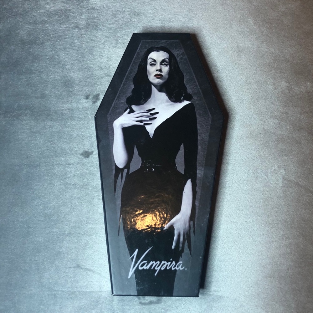 Lunatick Labs Vampira Palette